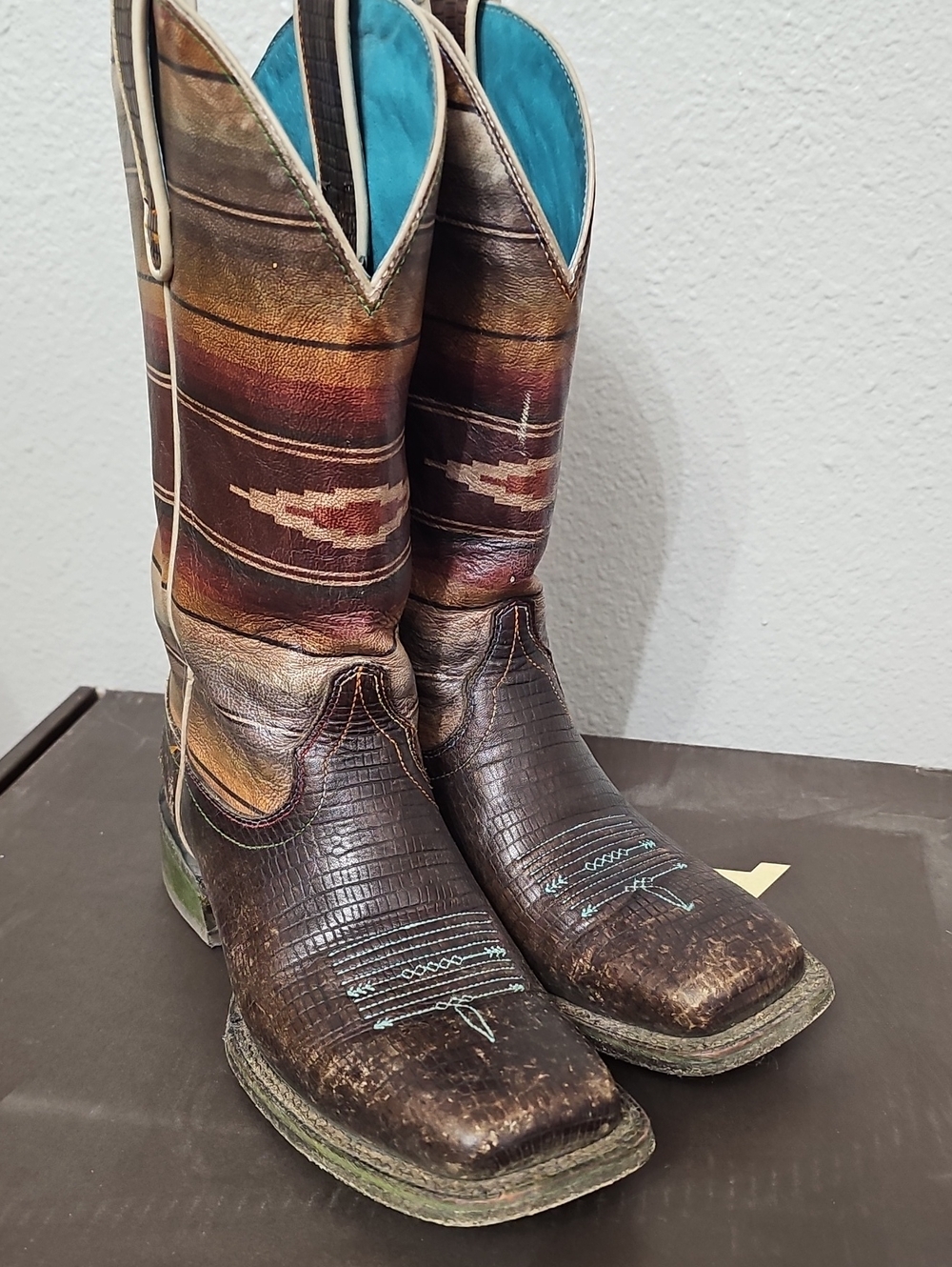 Ariat Brown Western Cowboy Boot. Cirvuit Savanna